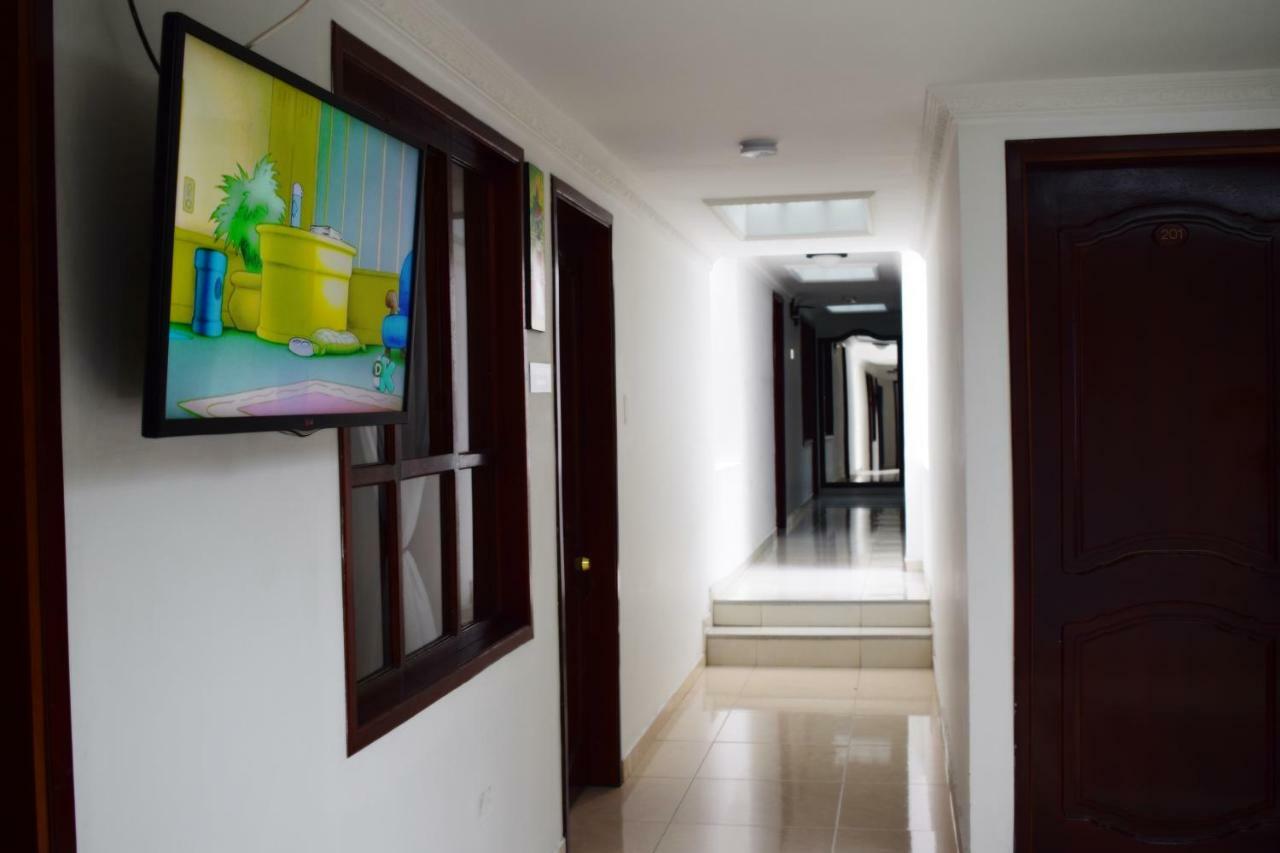 Hotel Londres Pasto Exterior photo